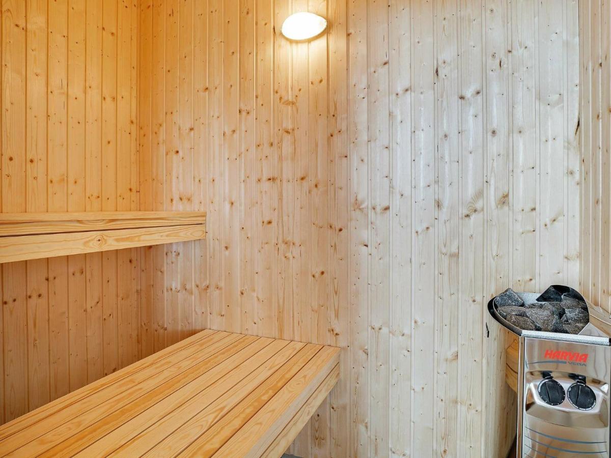 18 Person Holiday Home In Богенсе Экстерьер фото